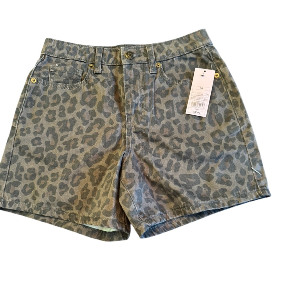 NWT wild fable Stylish Leopard Print Women Shorts
